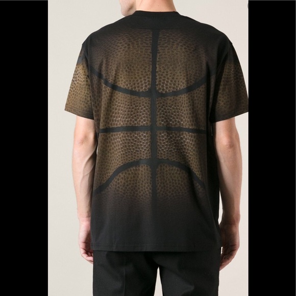 NWOT! Givenchy Columbian Basketball Fit T shirt - Picture 2 of 9